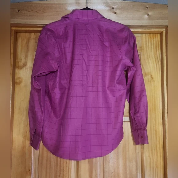 πTalbots Petite Size 4 Pink Long Sleeve Button Up Shirt - Picture 2 of 5